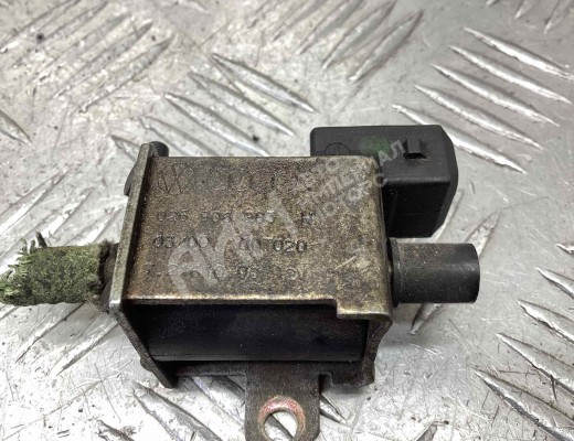 Клапан электромагнитный Audi A6 C5 (4B) 1997-2001  Audi A6 A6 C5 (4B) 1997-2001