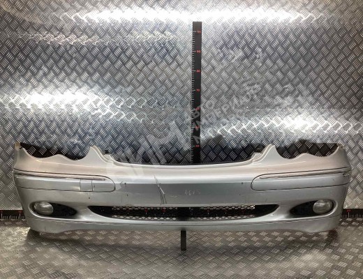 Бампер передний Mercedes C (W203) 2000-2004  Mercedes C C (W203) 2000-2004