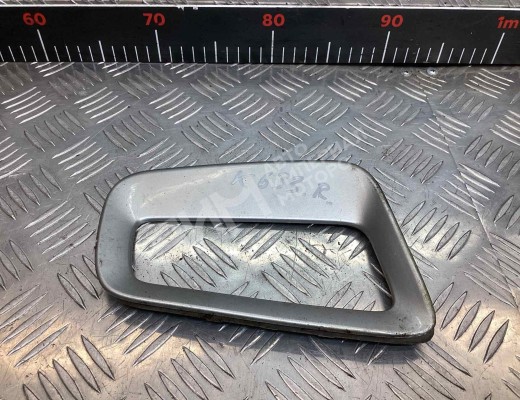 Рамка фары противотуманной правой Ford C-Max I (C214) 2007-2010 рестайлинг  Ford C-Max C-Max I (C214) 2007-2010 рестайлинг