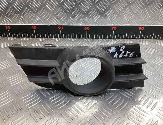 Заглушка (решетка) в бампер передний Renault Laguna III (X91) 2007-2015  Renault Laguna Laguna III (X91) 2007-2015
