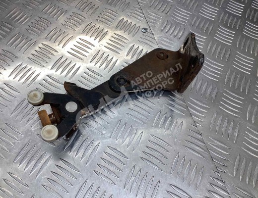 Ролик двери сдвижной Volkswagen Caddy III (2K) 2004-2010  Volkswagen Caddy Caddy III (2K) 2004-2010