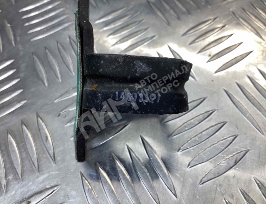 Ответная часть (скоба) замка двери Volkswagen Caddy III (2K) 2004-2010  Volkswagen Caddy Caddy III (2K) 2004-2010