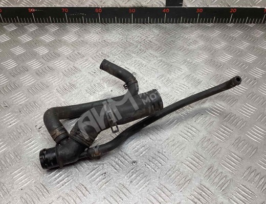 Патрубок радиатора Volkswagen Golf IV (1J) 1997-2004  Volkswagen Golf Golf IV (1J) 1997-2004
