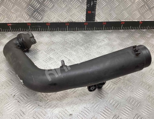 Патрубок интеркулера Volkswagen Golf+ V (5M) 2005-2014  Volkswagen Golf Plus Golf+ V (5M) 2005-2014