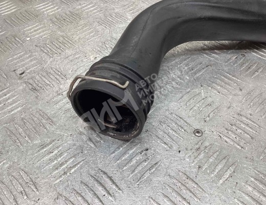 Патрубок интеркулера Volkswagen Golf+ V (5M) 2005-2014  Volkswagen Golf Plus Golf+ V (5M) 2005-2014