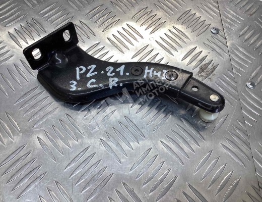 Петля капота Volkswagen Caddy III (2K) 2004-2010  Volkswagen Caddy Caddy III (2K) 2004-2010