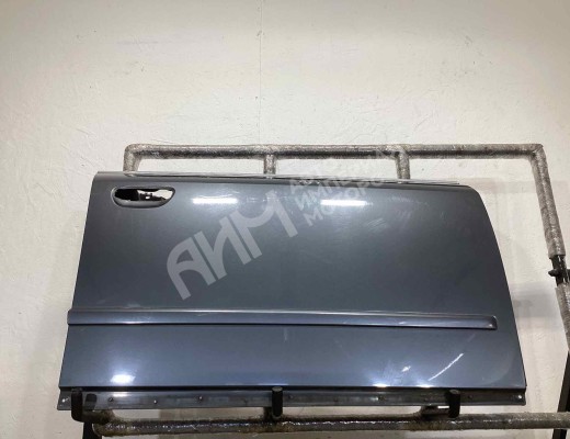 Дверь передняя правая Audi A4 B6 (8EC, 8E5) 2000-2004  Audi A4 A4 B6 (8EC, 8E5) 2000-2004