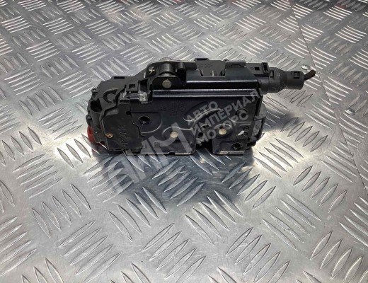Замок двери передней правой Volkswagen Touran I (1T) 2003-2006  Volkswagen Touran Touran I (1T) 2003-2006
