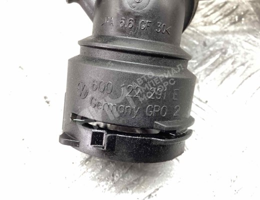 Патрубок радиатора Audi A3 II (8P) 2003-2005  Audi A3 A3 II (8P) 2003-2005