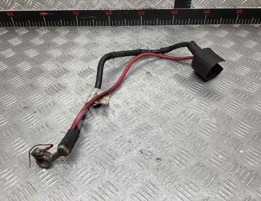 Плюсовой провод аккумулятора Audi A3 II (8P) 2003-2005  Audi A3 A3 II (8P) 2003-2005