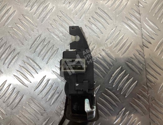 Замок багажника Volkswagen Passat B6 (3C) 2005-2010  Volkswagen Passat Passat B6 (3C) 2005-2010