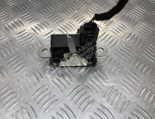 Замок багажника Volkswagen Touran I (1T) 2003-2006  Volkswagen Touran Touran I (1T) 2003-2006
