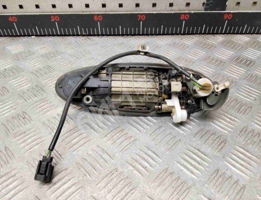 Ручка наружная передняя левая Hyundai Sonata IV (EF) 2001-2004 рестайлинг  Hyundai Sonata Sonata IV (EF) 2001-2004 рестайлинг