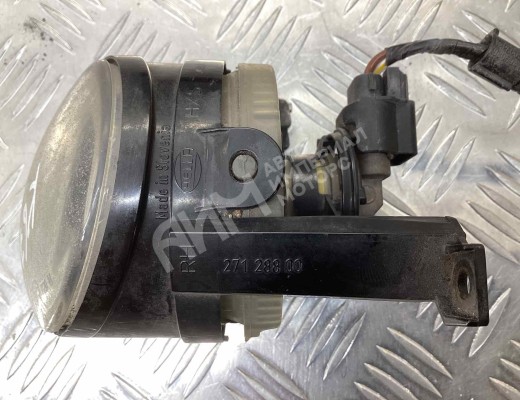 Фара противотуманная правая Volkswagen Golf+ V (5M) 2005-2014  Volkswagen Golf Plus Golf+ V (5M) 2005-2014