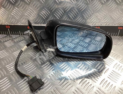 Зеркало наружное правое Skoda Octavia A4 Tour (1U) 1996-2010  Skoda Octavia Octavia A4 Tour (1U) 1996-2010