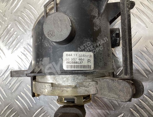 Фара противотуманная правая Volkswagen Golf+ V (5M) 2005-2014  Volkswagen Golf Plus Golf+ V (5M) 2005-2014