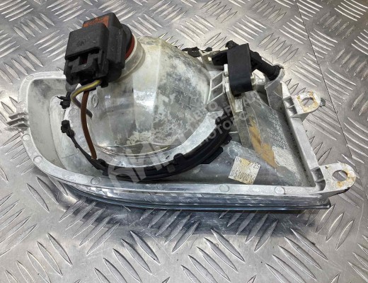 Фара противотуманная левая Skoda Octavia A5 (1Z) 2004-2008  Skoda Octavia Octavia A5 (1Z) 2004-2008