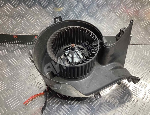 Моторчик печки Opel Vectra C 2002-2005  Opel Vectra Vectra C 2002-2005