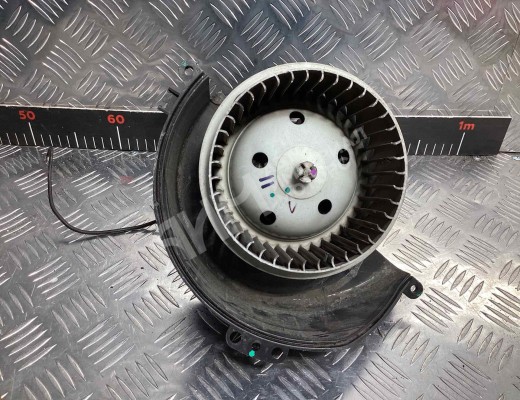 Моторчик печки Opel Astra H 2007-2010 рестайлинг  Opel Astra Astra H 2007-2010 рестайлинг