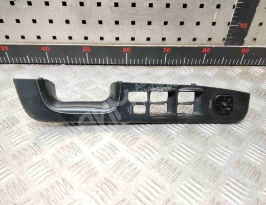 Ручка внутренняя передняя левая Hyundai Sonata IV (EF) 2001-2004 рестайлинг  Hyundai Sonata Sonata IV (EF) 2001-2004 рестайлинг