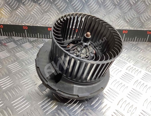 Моторчик печки Volkswagen Caddy III (2K) 2004-2010  Volkswagen Caddy Caddy III (2K) 2004-2010