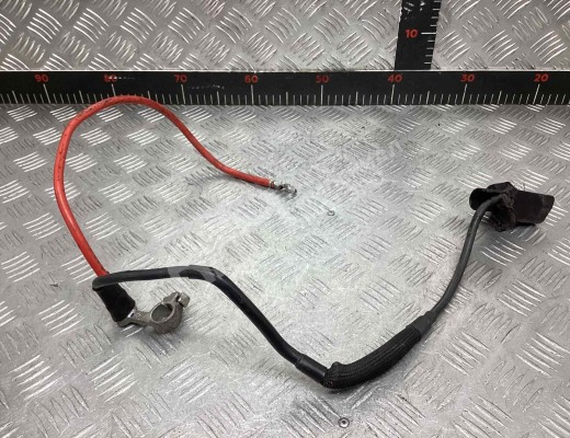 Клемма аккумулятора плюс Volkswagen Golf+ V (5M) 2005-2014  Volkswagen Golf Plus Golf+ V (5M) 2005-2014