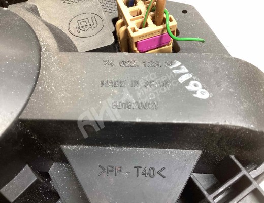 Моторчик печки Audi A4 B5 (8D) 1999-2001 рестайлинг  Audi A4 A4 B5 (8D) 1999-2001 рестайлинг