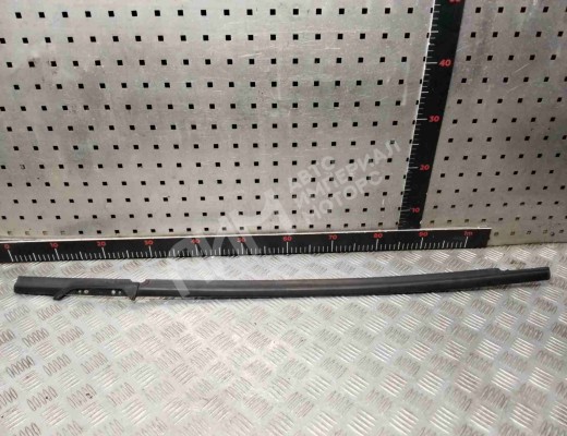 Молдинг стекла двери передней левой наружный Peugeot 807 2002-2014  Peugeot 807 807 2002-2014