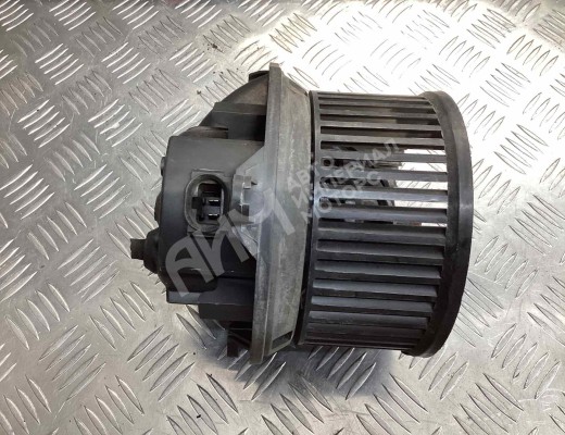 Моторчик печки Mercedes Sprinter I (W901-905) 1995-2006  Mercedes Sprinter Sprinter I (W901-905) 1995-2006
