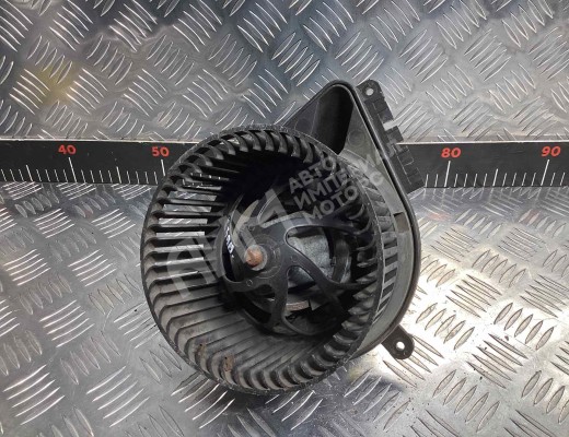 Моторчик печки Mercedes Sprinter I (W901-905) 1995-2006  Mercedes Sprinter Sprinter I (W901-905) 1995-2006