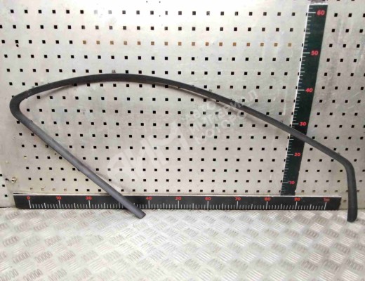 Молдинг стекла двери передней левой внутренний Citroen C8 I 2002-2008  Citroen C8 C8 I 2002-2008