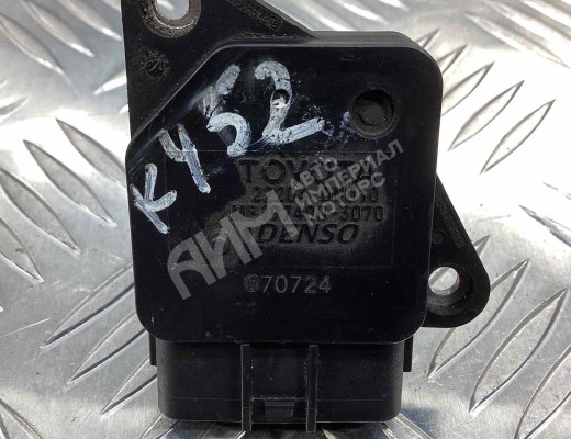 Расходомер воздуха Toyota Avensis II (T250) 2003-2008  Toyota Avensis Avensis II (T250) 2003-2008