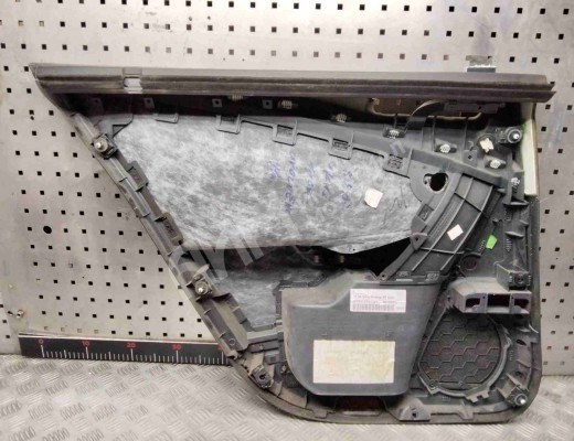 Обшивка двери задней правой (дверная карта) Volkswagen Passat B6 (3C) 2005-2010  Volkswagen Passat Passat B6 (3C) 2005-2010