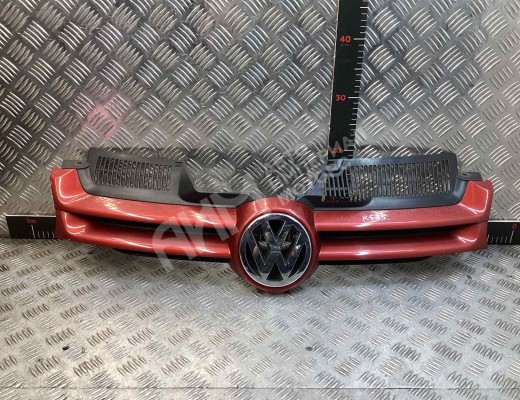 Решетка радиатора Volkswagen Golf V (1K) 2004-2009  Volkswagen Golf Golf V (1K) 2004-2009