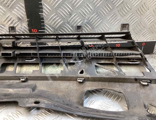 Решетка радиатора Opel Astra H 2004-2007  Opel Astra Astra H 2004-2007
