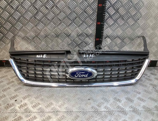 Решетка радиатора Ford Mondeo IV 2007-2014  Ford Mondeo Mondeo IV 2007-2014