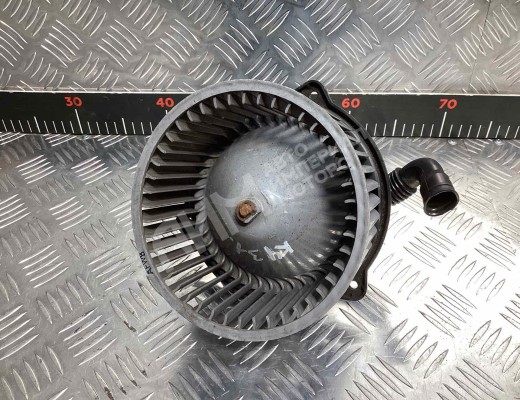 Моторчик печки Hyundai Trajet 2004-2008 рестайлинг  Hyundai Trajet Trajet 2004-2008 рестайлинг