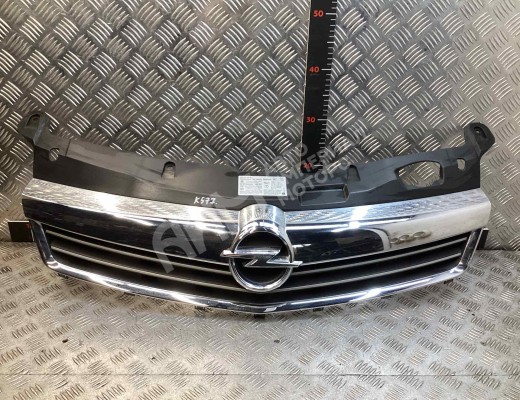 Решетка радиатора Opel Astra H 2007-2010 рестайлинг  Opel Astra Astra H 2007-2010 рестайлинг