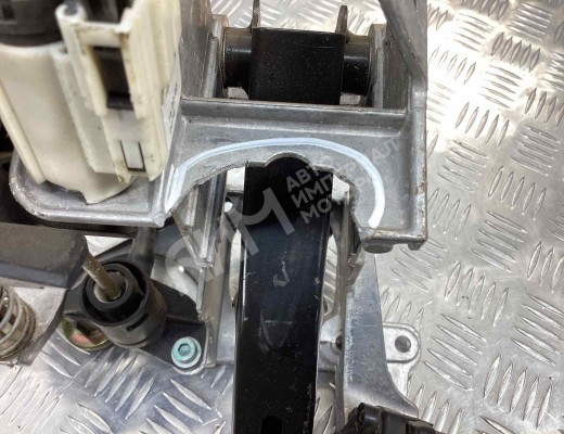 Узел педальный (блок педалей) Audi A4 B6 (8EC, 8E5) 2000-2004  Audi A4 A4 B6 (8EC, 8E5) 2000-2004