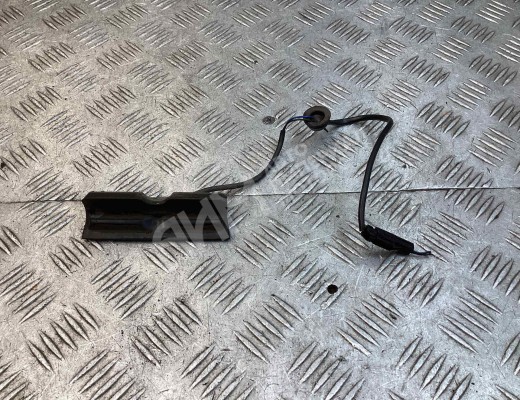 Кнопка открытия багажника Ford Mondeo III 2003-2007 рестайлинг  Ford Mondeo Mondeo III 2003-2007 рестайлинг