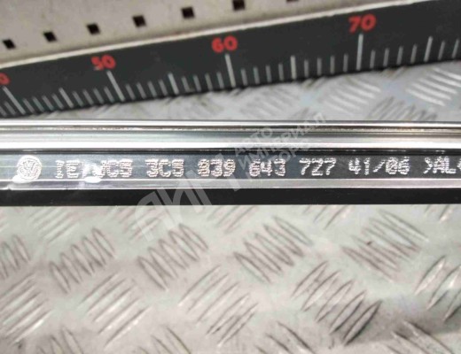 Молдинг стекла двери задней левой наружный Volkswagen Passat B6 (3C) 2005-2010  Volkswagen Passat Passat B6 (3C) 2005-2010