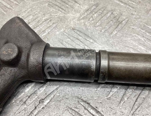 Форсунка Toyota Avensis II (T250) 2003-2008  Toyota Avensis Avensis II (T250) 2003-2008