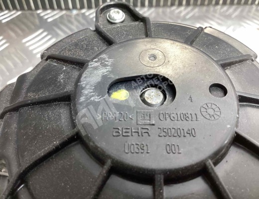 Моторчик печки Opel Astra J 2009-2015  Opel Astra Astra J 2009-2015