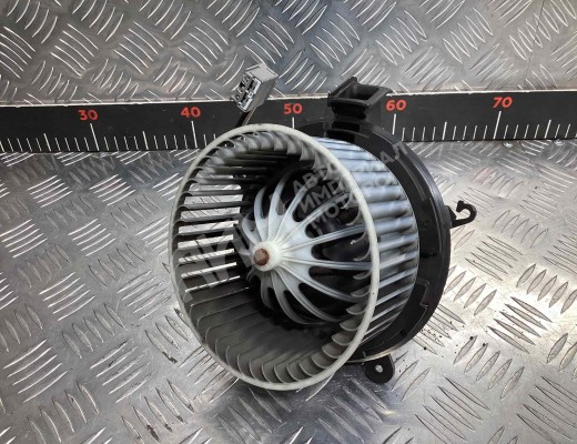 Моторчик печки Opel Astra J 2009-2015  Opel Astra Astra J 2009-2015