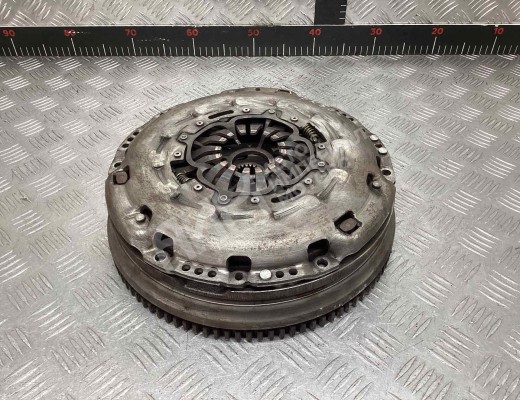 Маховик Toyota Avensis II (T250) 2003-2008  Toyota Avensis Avensis II (T250) 2003-2008