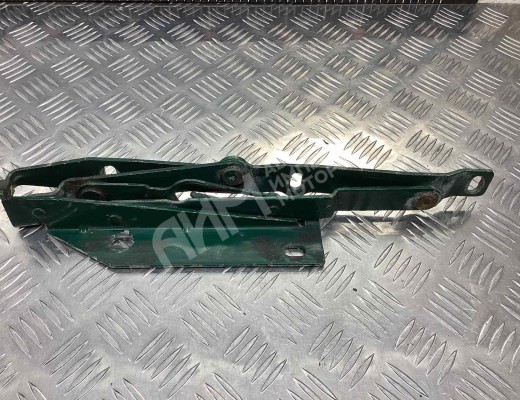 Петля капота правая Mercedes Vito I (W638) 1996-2003  Mercedes Vito Vito I (W638) 1996-2003