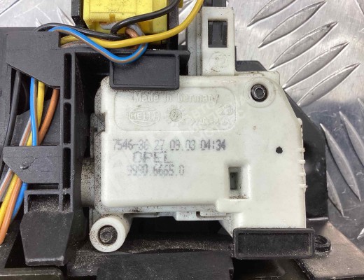 Замок багажника Opel Vectra C 2002-2005  Opel Vectra Vectra C 2002-2005