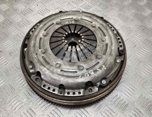 Маховик Volkswagen Passat B5 (3B) 1996-2000  Volkswagen Passat Passat B5 (3B) 1996-2000