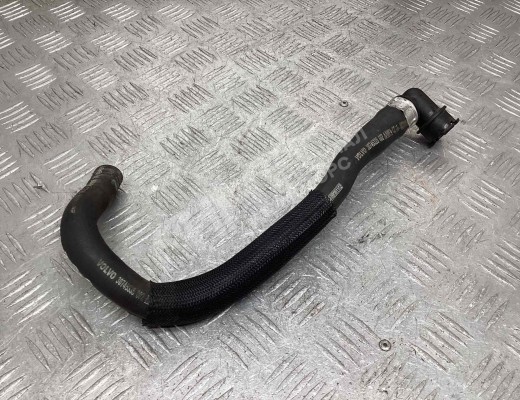 Патрубок отопителя (печки) Volvo V70 II (SW) 2000-2008  Volvo V70 V70 II (SW) 2000-2008