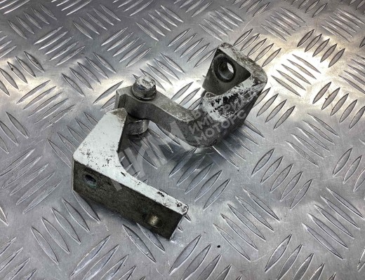 Петля двери передней правой Volkswagen Transporter T5 (7H) 2003-2015  Volkswagen Transporter Transporter T5 (7H) 2003-2015